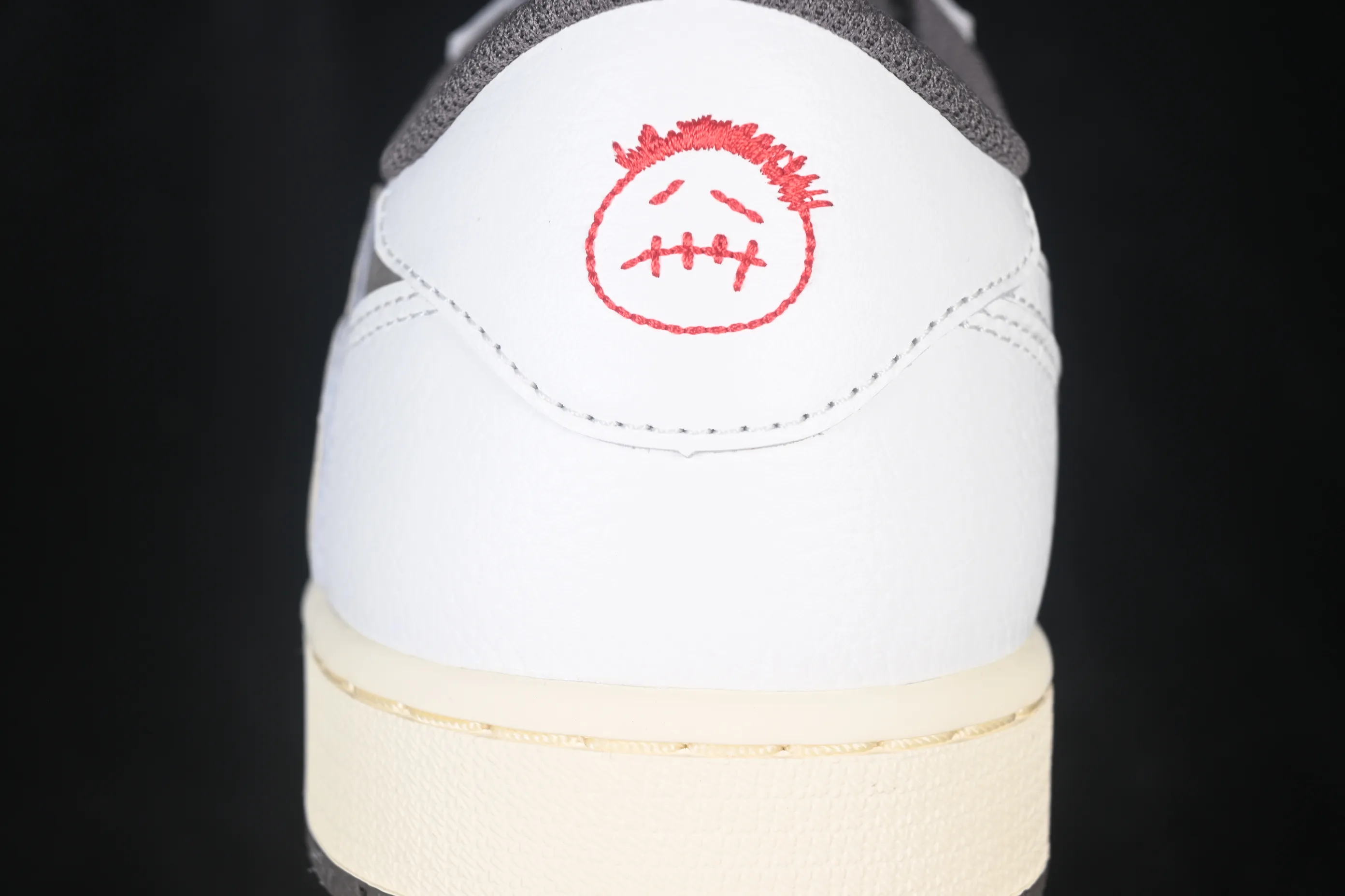 All categories Air Jordan Jordan series basketball shoes Air Jordan 1 Low GX foreign trade version Travis Scott x Air Jordan 1 Low OG AJ1 Joe 1 undercut low top full head layer DM7866-162